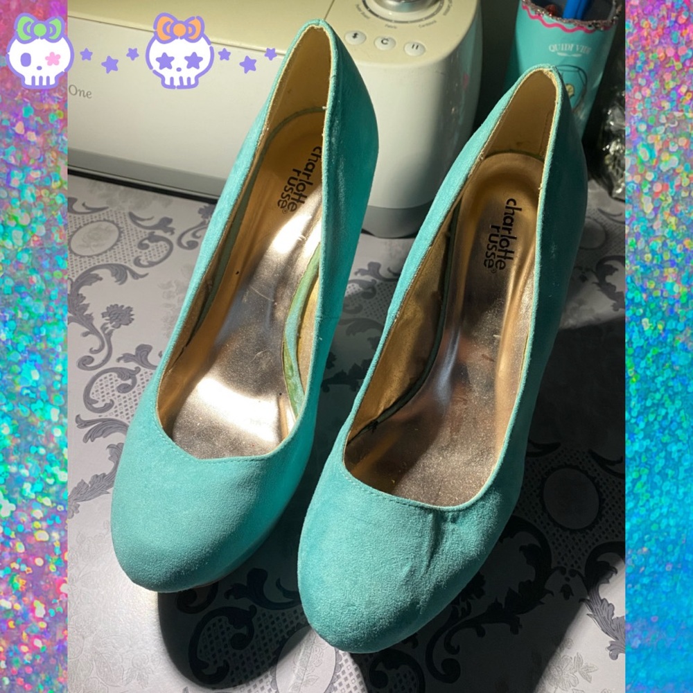 💀 Teal wedge heels